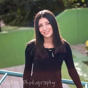 Meet your Posher, Naomi